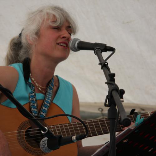 Une des animations à l’apéro, après les projections des films en compétition